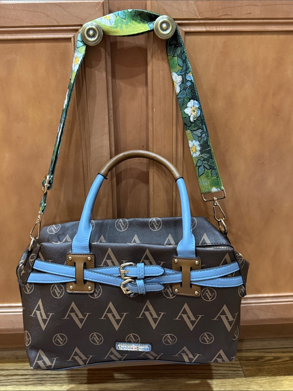 Adrienne Vittadini Brown Satchel with Sky Blue Trim - Picture 2 of 11